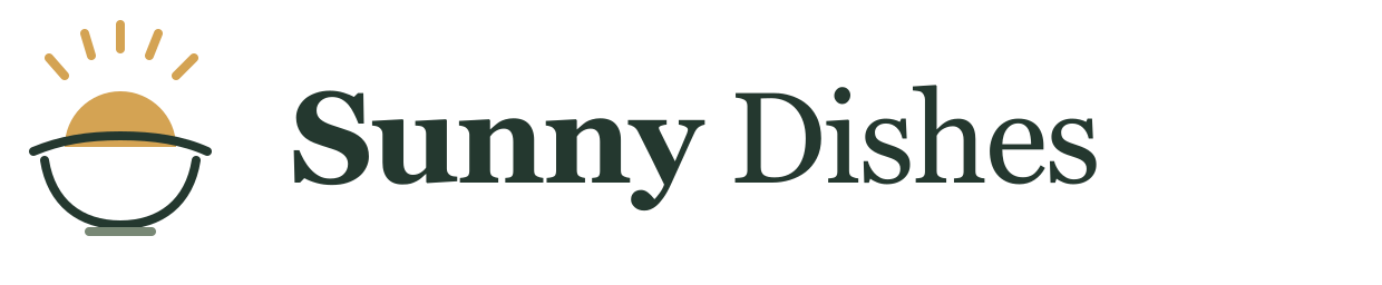 Sunny Dishes logo featuring a sunrise above a shallow dish.